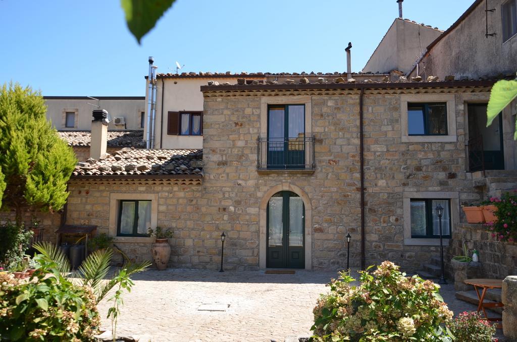 Mistretta La Carretteria Guest House מראה חיצוני תמונה